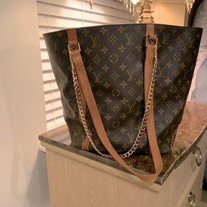 Louis Vuitton tote sac